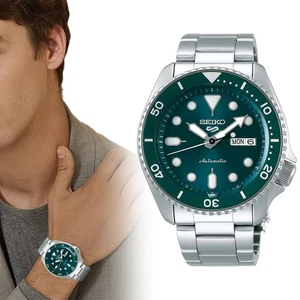 Nuevo reloj de cuarzo Seiko 5 deportivo automático esfera negra acero inoxidable para hombre lo último - Imagen 1 de 3