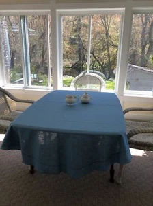 Unbranded Blue Cotton Blend Tablecloth W/Scalloped Border (Oval 82x56) - Picture 1 of 3