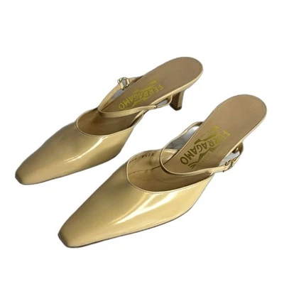 Vtg Salvatore Ferragamo Women's patent leather Slingback Heels size 8.5 2A - Image 1 of 4