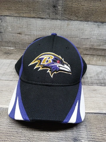 Baltimore Ravens NFL  New Era 39Thirty fitted ball cap size small/medium Cover