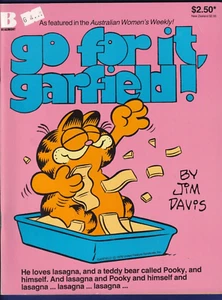 Go For It Garfield 1982 A4 comic book- Beaumont Books, exc - Picture 1 of 1