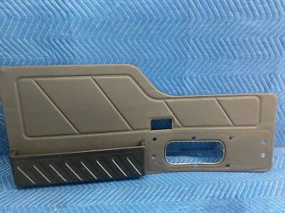 路虎 Discovery 2 99-04 工厂黑色货车门内部面板原始设备制造商 — 第 1/4 张图片