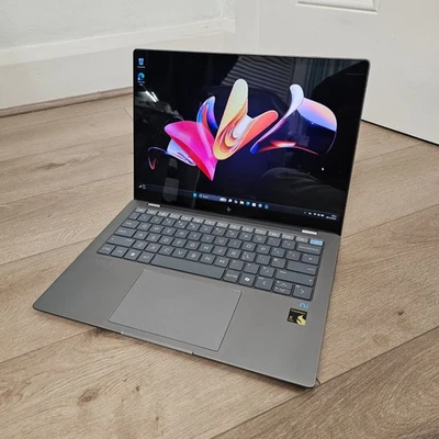 HP OmniBook X 14-fe0000sa Snapdragon X Elite 16GB 512GB SSD Touchscreen Laptop - Image 1 of 4