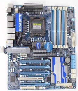 Gigabyte GA-X58A-UD7 + Silent Pipe II Intel X58 ATX Mainboard Sockel 1366 (#367) - Bild 1 von 3