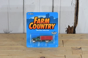 Ertl Farm Country 1950 Chevy Grain Truck 1/64 NEU in OVP - Bild 1 von 2