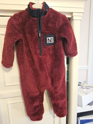 Mono polar Nautica Nautica con media cremallera frontal y parche con logotipo 12 Mo Boy rojo Foto 1 de 4