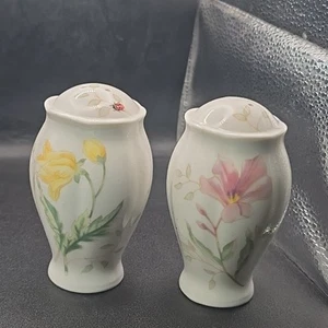 Lenox Schmetterlingswiese Salz & Pfefferstreuer Porzellan Floral Blumen & Käfer - Bild 1 von 10