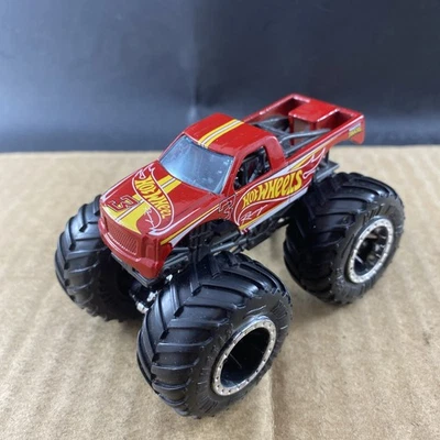 Monster Truck Hot Wheels Racing #3 1:64, envío combinado $1 Foto 1 de 4