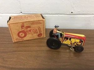Tractor de juguete Walt Reach raro con caja original - Imagen 1 de 12