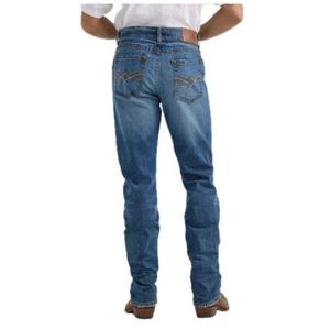 112352777 Jean recto calce ceñido Rock 47 by Wrangler para hombre - azul Highland NUEVO - Imagen 1 de 26