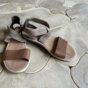Sorel Ella 2 Sandals Size 8.5 Olive Green And Camel NL4046-242 Excellent Con. - Picture 1 of 7