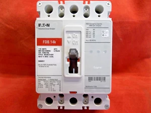 EATON FDB3110L circuit breaker 5315A9 - Picture 1 of 3