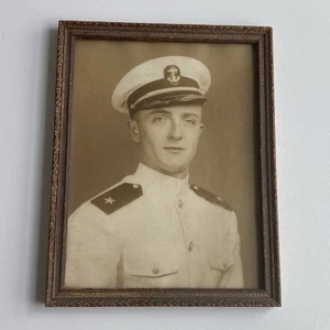 VTG WW2 Era Framed Portrait of US Navy Sailor in Uniform Wood Picture Frame - Picture 1 of 5