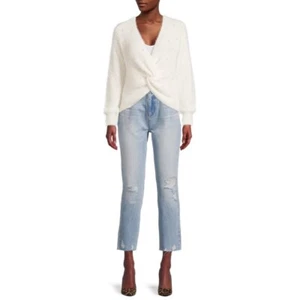 No Boundaries Juniors' High Rise Slim Straight Cropped Jeans, Lt. Wash, Size: 17 - Picture 1 of 5