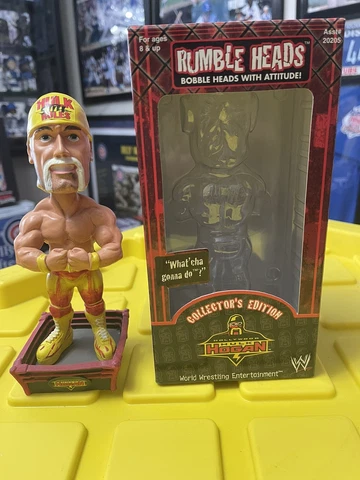 WWE Hollywood Hulk Hogan Rumble Heads 8”Bobblehead 2002 WWF WCW ECW AEW TNA Cover
