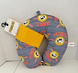 Concept One 2025 Snoopy Licensed Travel Neck Pillow NEW - Picture 1 of 6