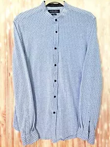 Zara Man Herren kragenlos hellblau mit Knopfleiste schmale Passform Strickshirt Größe Large L - Bild 1 von 7