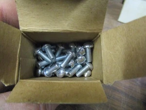 100 #10-32 X 1/2" Slotted Steel Round Head Machine Screws - Picture 1 of 3