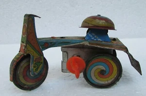 Juguete de hojalata antiguo vintage con impresión litográfica coleccionable - Imagen 1 de 7