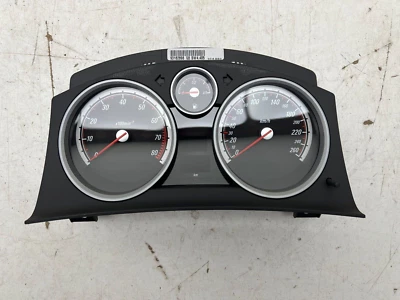 Opel Astra H Tacho Kombiinstrument Benziner 260 KMH 8000 RPM 93182898 STG648P - Immagine 1 di 3