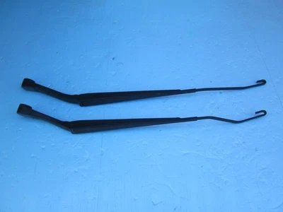 Brazo limpiaparabrisas izquierdo y derecho nissan nv200/15-18 city express 2013-2021 Foto 1 de 4