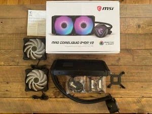MSI MAG CORELIQUID 240R V2 ARGB Performance Liquid AIO CPU Kühler - 240mm - Bild 1 von 8