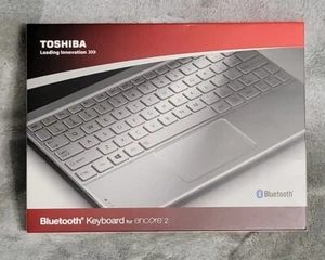 Toshiba Bluetooth Keyboard - Picture 1 of 3