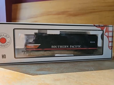 Stewart 8210 HO Southern Pacific Black Widow F3A #6108 Phase II Low Fans DC NEW - Image 1 of 4