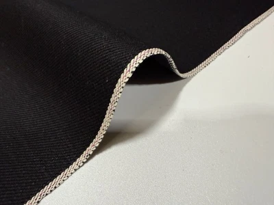 Tecido jeans preto frente e verso 14,6 oz com selvage rosa por jarda, japonês - Imagem 1 de 4