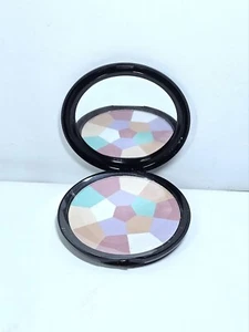 Signature Club A Kaleidoscope Brightening & Finishing Powder - 1 oz / 28.3 g - Picture 1 of 4