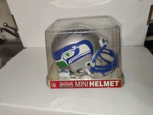 SHAUN ALEXANDER Riddell Sports Mini Helmet AUTO - Brand New - Picture 1 of 2