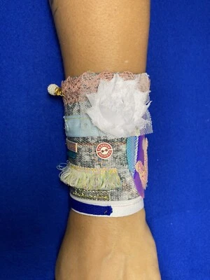 Pulseras  - Image 1 of 4