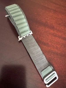For Apple Watch Ultra Strap GREEN ALPINE LOOP 49mm 46mm 45mm MEDIUM - Zdjęcie 1 z 1