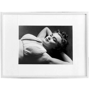 Marilyn Monroe Photograph by Philippe Halsman - Picture 1 of 3