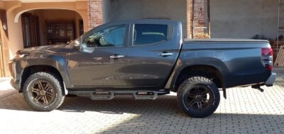 RID R01 9x18 6x139,7 Felgen + Reifen BF Goodrich 265/65/18 Ranger D-Max Amarok - Bild 1 von 2