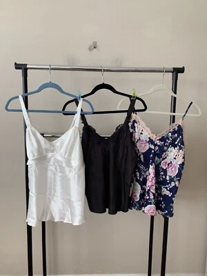 Новый с Ярлыками! Лот из 3 Flora Nikrooz Sz M Stella Diva атласной кружева Camisole Cami Топ комплект - Изображение 1 из 4
