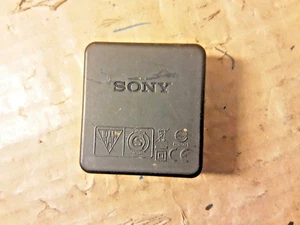 Caricabatterie fotocamera originale Sony AC-UB10D WX60, WX80, WX200 - Foto 1 di 4