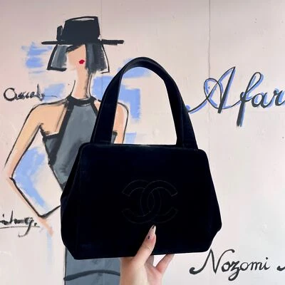 RARO☆☆☆Auténtico Bolso de Mano CHANEL Jumbo Logo CC Terciopelo Negro De Colección Foto 1 de 4
