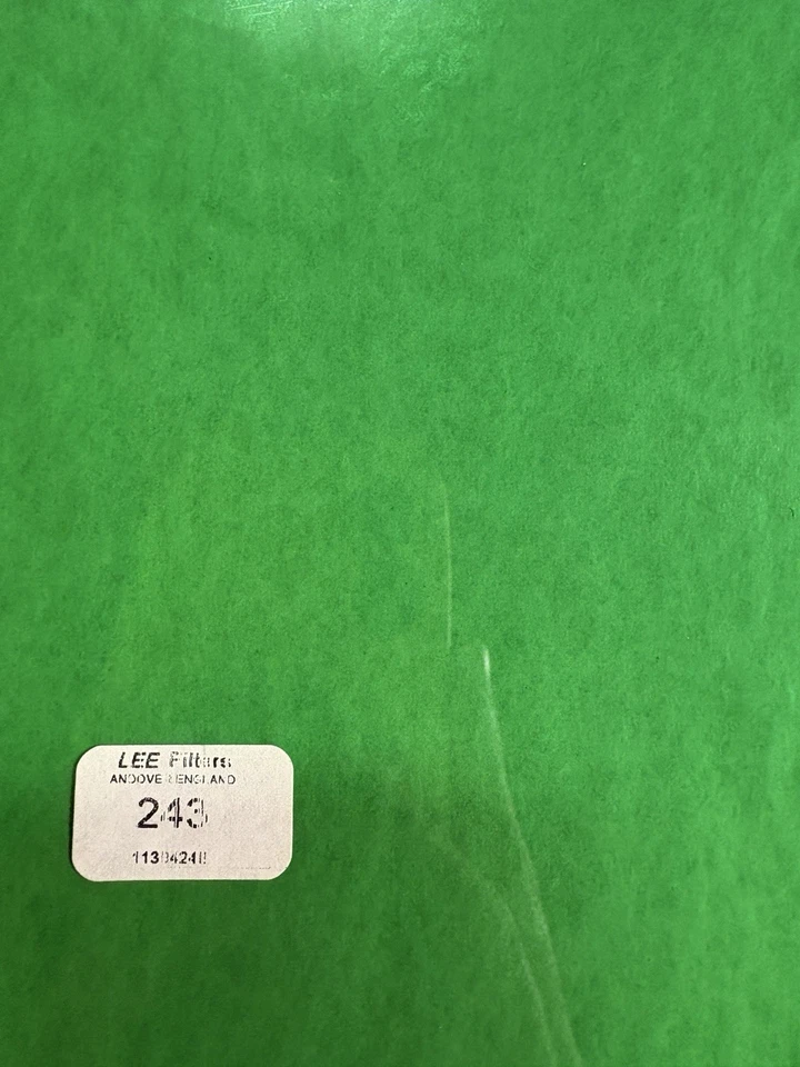 Lee Filters 243 Fluorescent 3600k Lighting Gel Sheet - Image 1 of 1