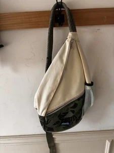 Kavu Rope Sling Bag Crossbody - Picture 1 of 4