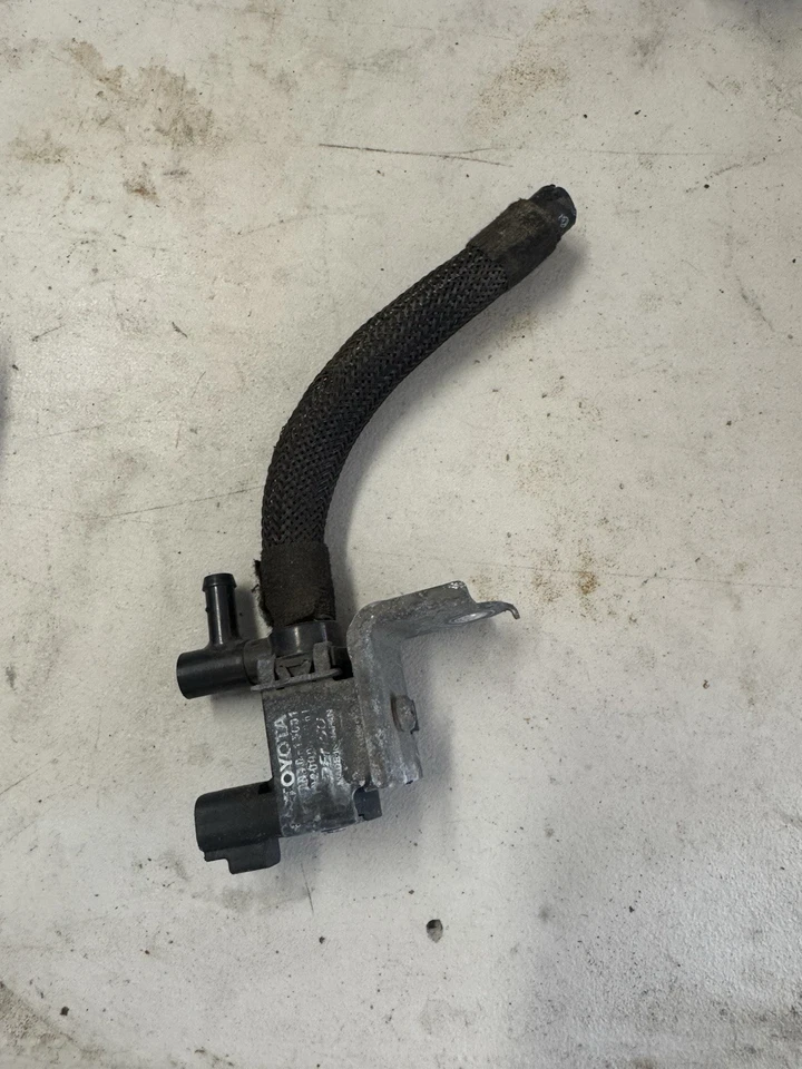 Válvula de vacío 96 Tacoma 3,4 L 5vzfe 96-04 Tacoma/4runner Foto 1 de 2