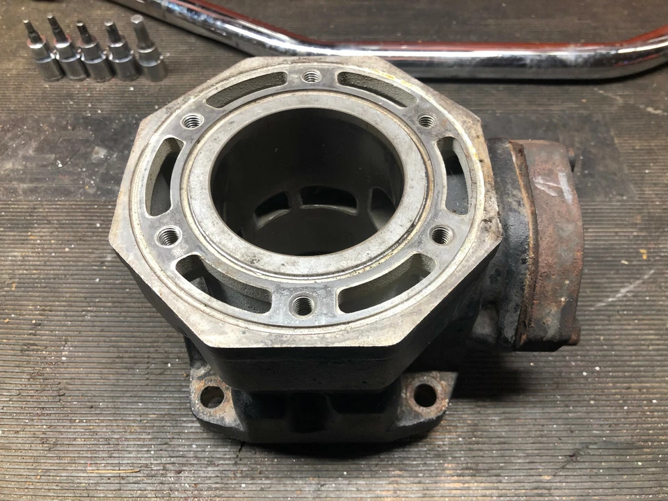 ЦИЛИНДР ДВИГАТЕЛЯ ARCTIC CAT 95 02 96 97 98 99 00 01 PANTERA 800 ZRT - Изображение 1 из 4