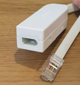 BT PRESA SECONDARIA FEMMINA RJ45 ADATTATORE SPINA MASCHIO CONVERTITORE MODULO CAT5 - Foto 1 di 3