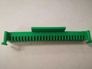 BIO-RAD 26 WELL CRITERION ELECTROPHORESIS SAMPLE LOADING GUIDE - Picture 1 of 4