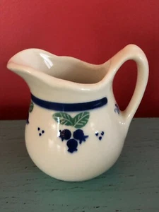 Hartstone Pottery Mirtilli Creamer ECCELLENTE! - Foto 1 di 3