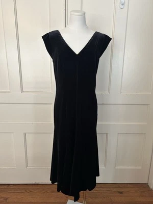 Worth Velvet Midi Sheath Dress Womens Size 6 Black Designer Elegant Classic - Image 1 of 4