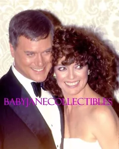 Foto exclusiva de LARRY HAGMAN y LINDA GRIS DALLAS #2 (D-SL) - Imagen 1 de 1