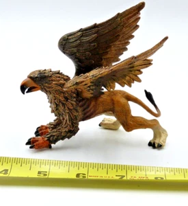 Griffin Mythical Realms Figure Safari Ltd - Picture 1 of 10