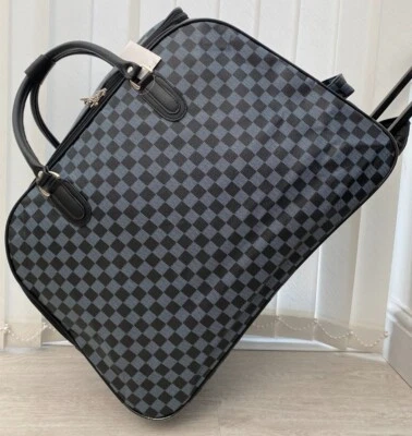 Designer Travel Duffle Bag Gym Overnight Weekend, City Break Luggage 3 to 7 Days - Image 1 of 4