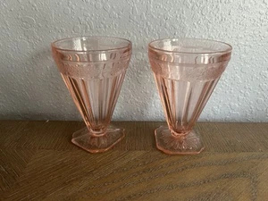Jeannette Adam Rosa 2er Set Quadratfuß Wasserbecher 4 5/8" Depression Ära - Bild 1 von 4